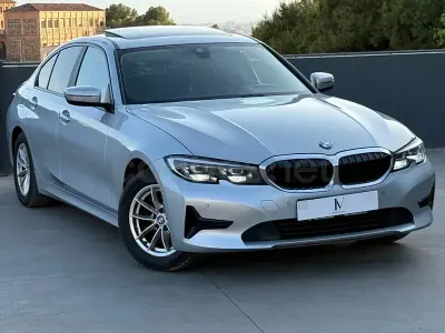 Usado BMW 318 Advantage 150 CV (110 kW) 2021 Gris / plata Berlina