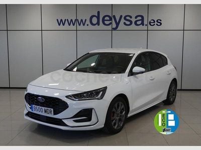 Usado Ford Focus ST-Line 125 CV (91 kW) 2023 Blanco Berlina