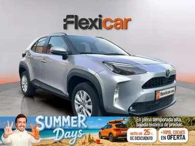 Usado Toyota Yaris Cross Active 116 CV (85 kW) 2025 Gris SUV