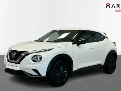 Usado Nissan Juke Acenta 114 CV (83 kW) 2022 Blanco everest (solido) negro SUV