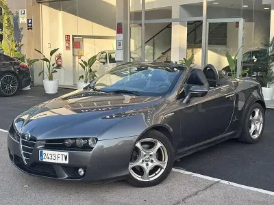 Usado Alfa Romeo Spider 185 CV (136 kW) 2007 Gris / plata Descapotable