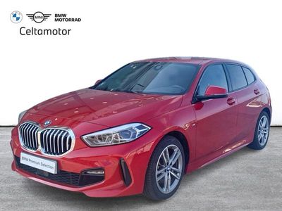 Usado BMW 118 Comfort Edition 150 CV (110 kW) 2024 Pintura metalizada melbourne rot Utilitario