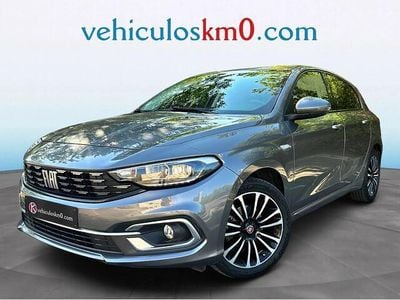 Usado Fiat Tipo Life 101 CV (74 kW) 2021 Gris / plata Berlina