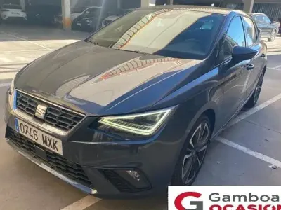 Usado Seat Ibiza FR 116 CV (85 kW) 2024 Gris Utilitario