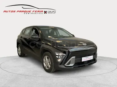 Usado Hyundai Kona 141 CV (103 kW) 2024 Negro SUV