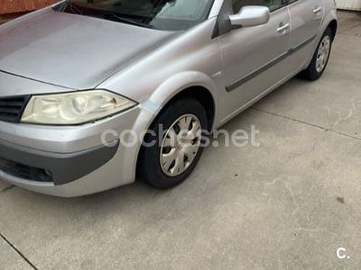 Gris / plata Usado 2007 Renault Mégane II Business Berlina | 2100 € (Buen precio)