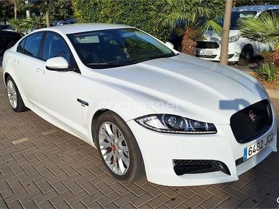 Usado Jaguar XF R-Sport 240 CV (176 kW) 2015 Blanco Berlina