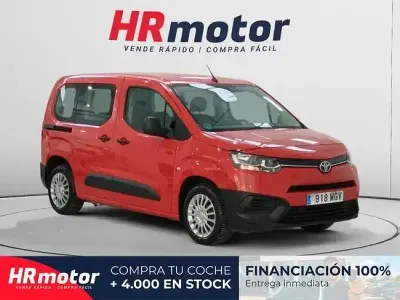 Occasion Toyota Proace City Active 131 PK (96 kW) 2023 Rood MPV