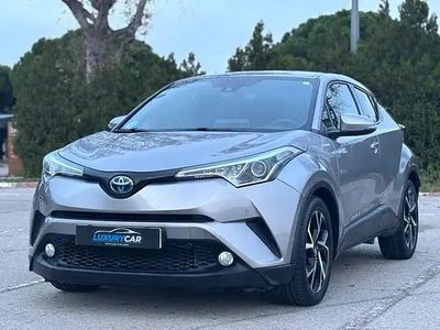 Begagnad Toyota C-HR Edition 122 HK (89 kW) 2019 Grå SUV