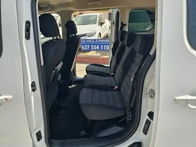 Usado Opel Combo Life Business Edition 100 CV (73 kW) 2023 Blanco
