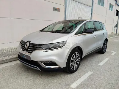 Usado Renault Espace Initiale Paris 160 CV (117 kW) 2017 Gris / plata Monovolumen