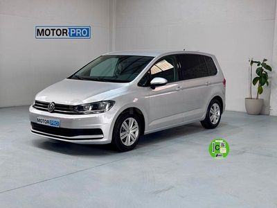 Usado VW Touran Edition 110 CV (80 kW) 2016 Gris / plata Monovolumen