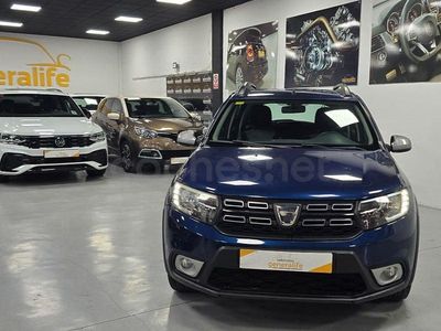 Usado Dacia Sandero Lauréate 90 CV (66 kW) 2017 Azul Berlina
