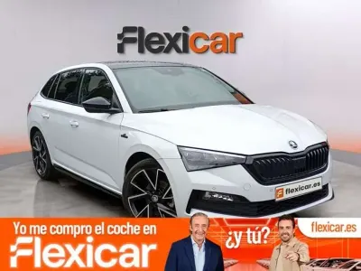 Usado Skoda Scala Monte Carlo 150 CV (110 kW) 2023 Blanco Utilitario