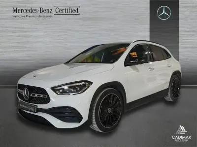 Usado Mercedes GLA200 150 CV (110 kW) 2022 Blanco SUV