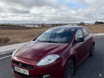 Usado Fiat Bravo Sport 150 CV (110 kW) 2009 Granate Utilitario