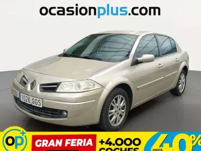 Usado Renault Mégane 106 CV (77 kW) 2008 Beige Berlina