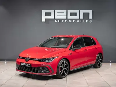 Occasion VW Golf VIII GTD 200 PK (147 kW) 2021 Rood Hatchback