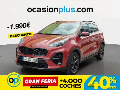 Usado Kia Sportage 136 CV (100 kW) 2021 Rojo SUV