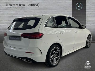 Usado Mercedes B200 AMG line 150 CV (110 kW) 2025 Blanco Monovolumen