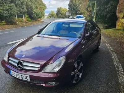 Usado Mercedes CLS500 388 CV (285 kW) 2008 Granate Coupe