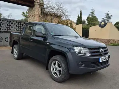 Usado VW Amarok 122 CV (89 kW) 2013 Negro Pickup/Camioneta