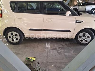 Usado Kia Soul 128 CV (94 kW) 2010 Beige SUV