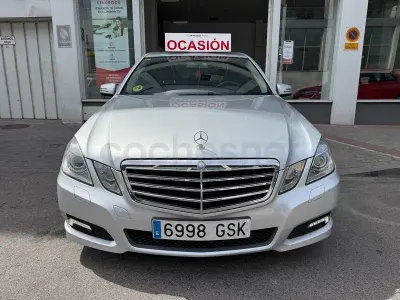 Usado Mercedes E350 Avantgarde 231 CV (169 kW) 2009 Gris / plata Familiar