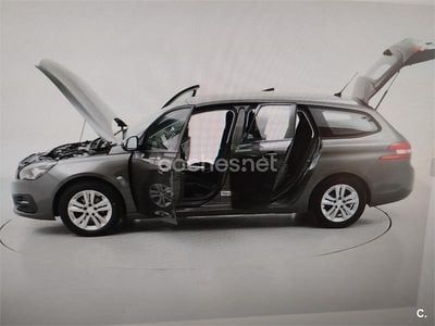 Gris / plata Usado 2021 Peugeot 308 Style Familiar | 13.500 € (Precio justo)
