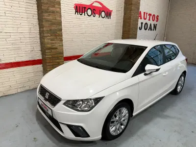 Usado Seat Ibiza Style 75 CV (55 kW) 2018 Blanco Utilitario