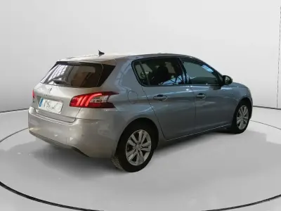 Usado Peugeot 308 Style 110 CV (80 kW) 2016 Gris Berlina