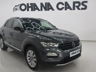 Usado VW T-Roc Advance 150 CV (110 kW) 2021 Gris / plata SUV