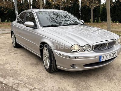 Usado Jaguar X-type Executive 155 CV (114 kW) 2005 Gris / plata Berlina