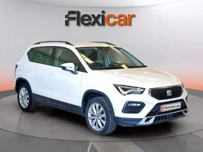 Begagnad Seat Ateca Style 150 HK (110 kW) 2023 Vit SUV