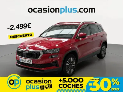 Usado Skoda Karoq Selection 116 CV (85 kW) 2025 Rojo SUV