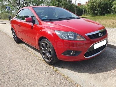 Usado Ford Focus Cabriolet Titanium 145 CV (106 kW) 2009 Rojo Descapotable