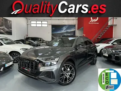 Usado Audi Q8 286 CV (210 kW) 2022 Gris / plata SUV