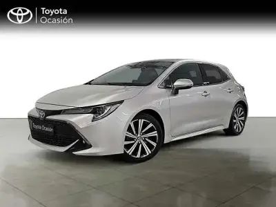 Käytetty Toyota Corolla Style 122 HP (89 kW) 2022 Harmaa Sedan