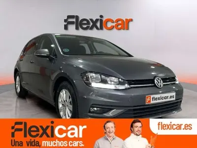 Usado VW Golf VII Advance 110 CV (80 kW) 2018 Gris Utilitario