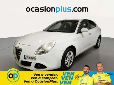 Usado Alfa Romeo Giulietta Distinctive 140 CV (102 kW) 2011 Blanco Utilitario