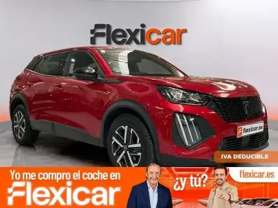 Usado Peugeot 2008 Active 100 CV (73 kW) 2023 Rojo SUV