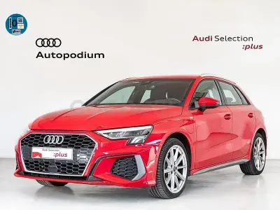 Usado Audi A3 S-Line 204 CV (150 kW) 2022 Rojo Berlina