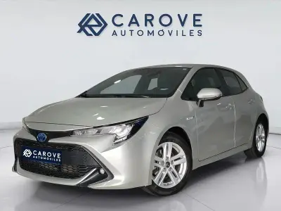 Usado Toyota Corolla Active 122 CV (89 kW) 2022 Gris / plata Berlina
