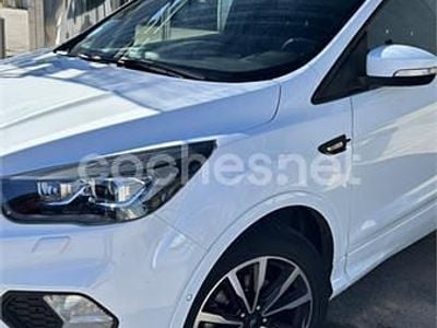 Usado Ford Kuga ST-Line 150 CV (110 kW) 2018 Blanco SUV