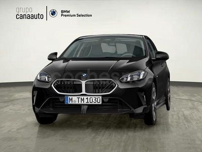 Usado BMW 120 Comfort Edition 170 CV (125 kW) 2025 Negro Utilitario
