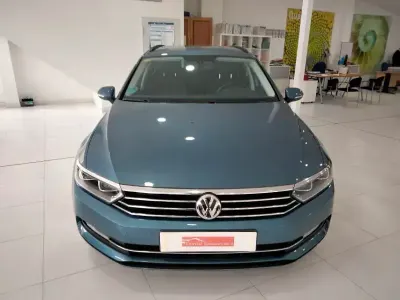 Używany VW Passat Advance 150 KM (110 kW) 2017 Niebieski Kombi