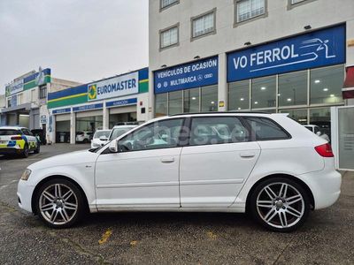 Blanco Usado 2011 Audi A3 Ambition Berlina | 6990 € (Un poco caro)