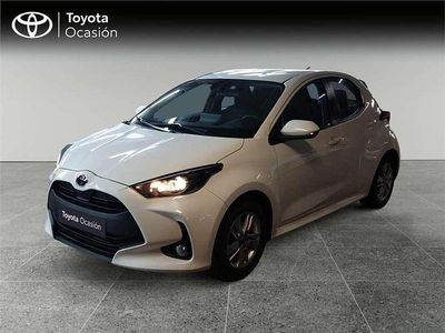 Usado Toyota Yaris Hybrid Active 116 CV (85 kW) 2021 Utilitario