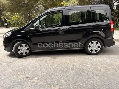 Begagnad Ford Tourneo Courier