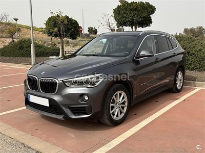 Usado BMW X1 Sport Line 150 CV (110 kW) 2016 Gris / plata SUV
